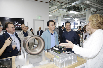 董明珠、許家印、李斌的造車之路 互聯(lián)網(wǎng)銷售視角下的未來(lái)之爭(zhēng)