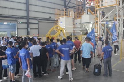 青龍家裝防水五周年慶 吹響3.0時(shí)代號(hào)角，引領(lǐng)互聯(lián)網(wǎng)銷售新浪潮